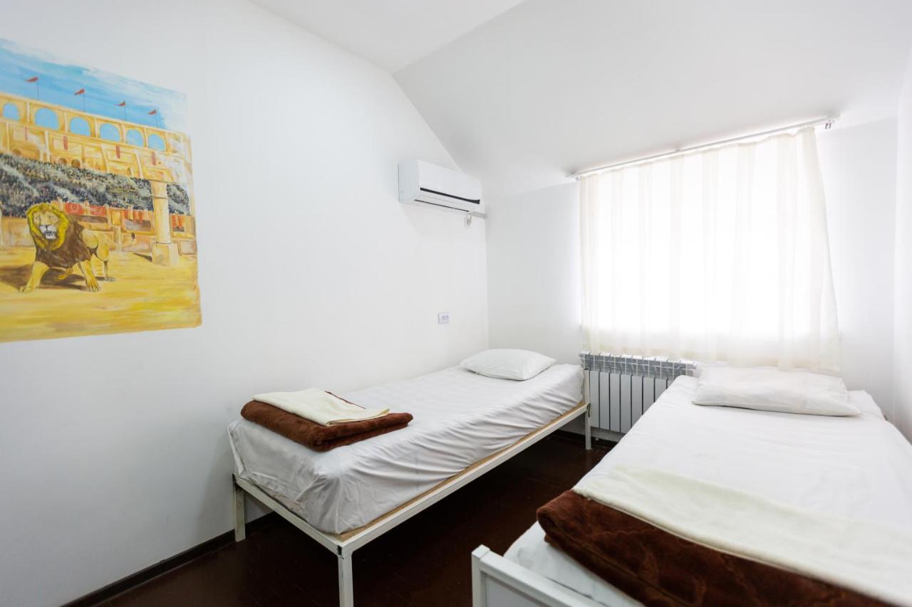 Light Hostel Τασκένδη Εξωτερικό φωτογραφία